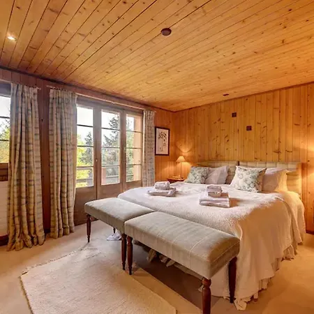 Chalet Wonderful Chalet Ski In Ski Out