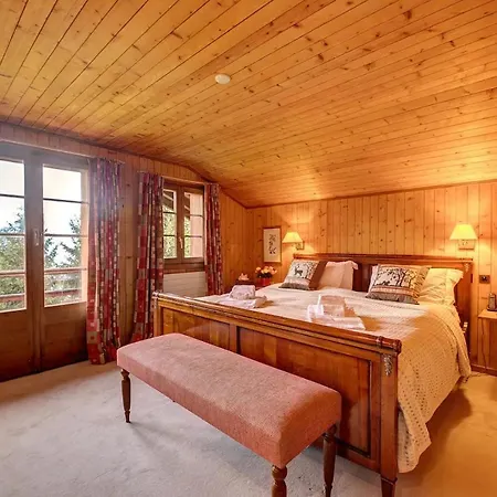 Wonderful Chalet Ski In Ski Out
